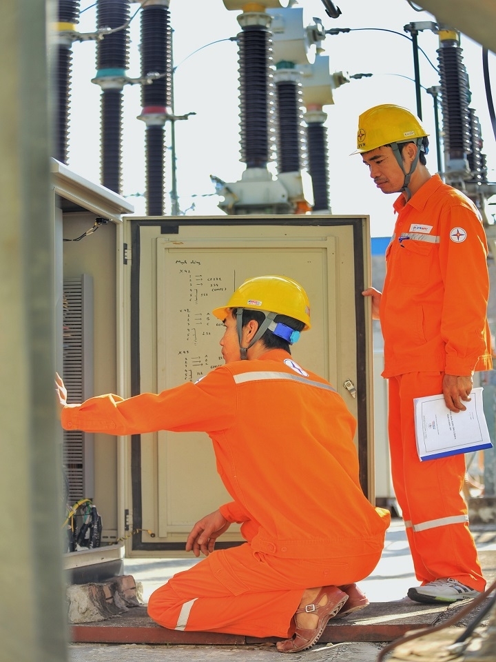 EVNNPC: 6 tháng đầu năm 2022, điện thương phẩm đạt 40,589 tỷ kWh, tăng trưởng 5,6% so với cùng kỳ