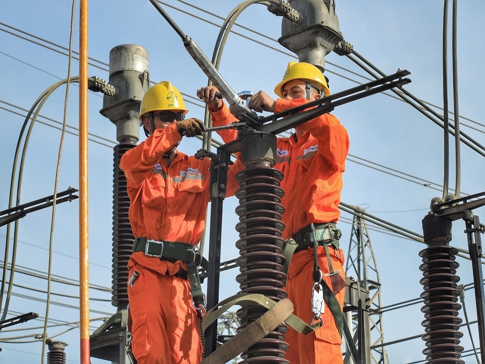 EVNNPC: 6 tháng đầu năm 2022, điện thương phẩm đạt 40,589 tỷ kWh, tăng trưởng 5,6% so với cùng kỳ