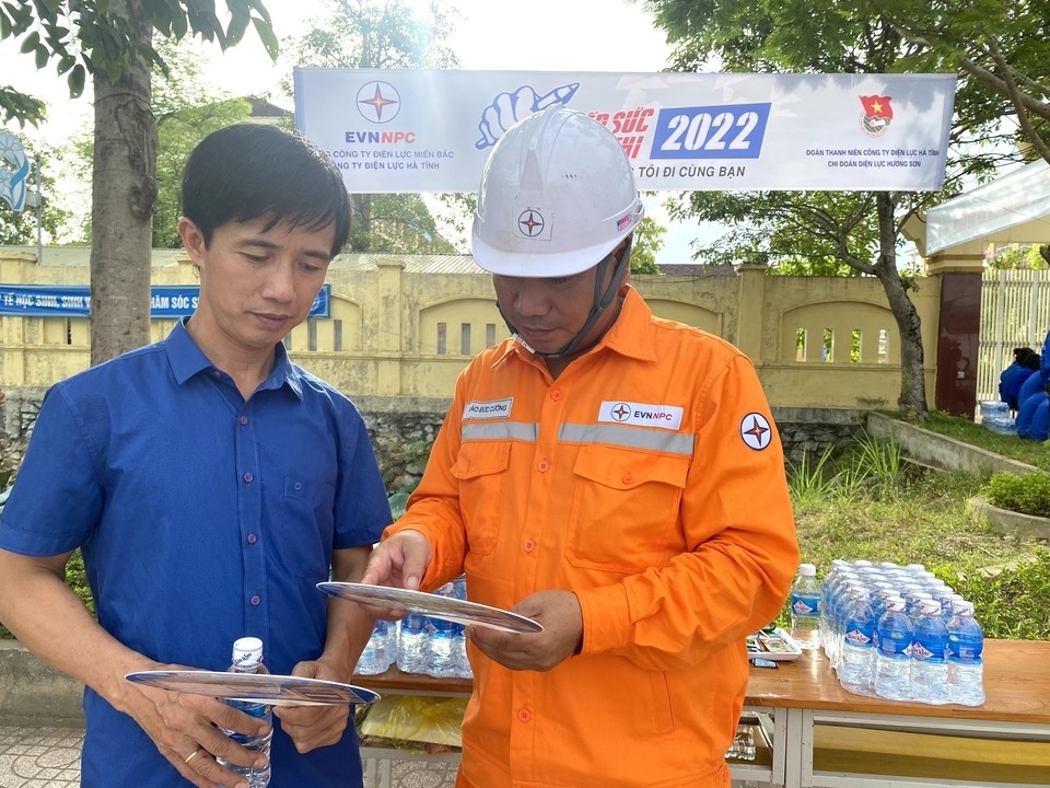 EVNNPC: 6 tháng đầu năm 2022, điện thương phẩm đạt 40,589 tỷ kWh, tăng trưởng 5,6% so với cùng kỳ