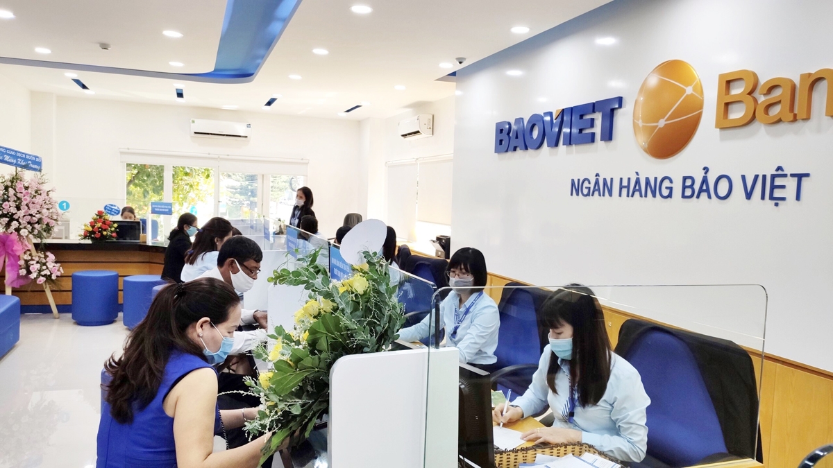 Tin ngân hàng nổi bật trong tuần qua: Tiền gửi chảy mạnh vào hệ thống ngân hàng