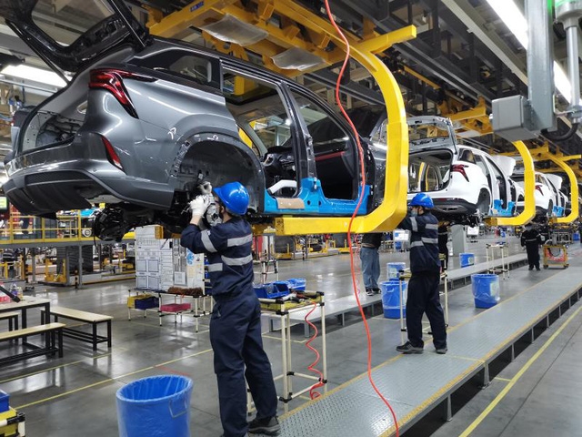 Đề xuất giảm 50% lệ phí trước bạ đối với ôtô điện