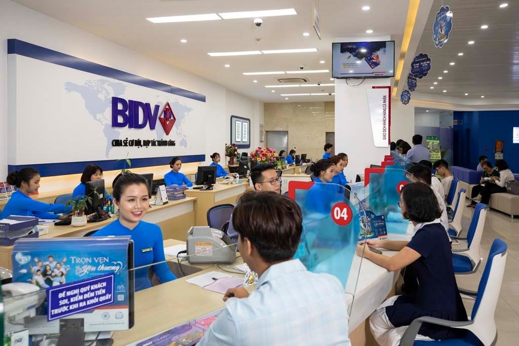 Tin ngân hàng ngày 15/8: Ngân hàng nhà nước sắp triển khai gói vay ưu đãi cho người lao động Tin ngân hàng ngày 15/8: Ngân hàng nhà nước sắp triển khai gói vay ưu đãi cho người lao động