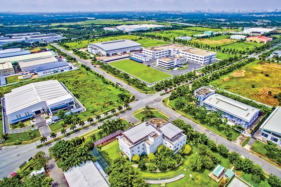 Tin bất động sản ngày 3/10: Bình Định công bố nhà đầu tư dự án Khu đô thị Vân Hà hơn 2.900 tỷ đồng Tin bất động sản ngày 3/10: Bình Định công bố nhà đầu tư dự án Khu đô thị Vân Hà hơn 2.900 tỷ đồng