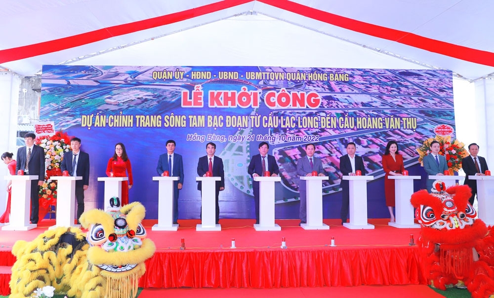 Tin bất động sản nổi bật trong tuần qua: Bộ Xây dựng yêu cầu kiểm tra loạt dự án ở Bình Thuận vi phạm chiều cao