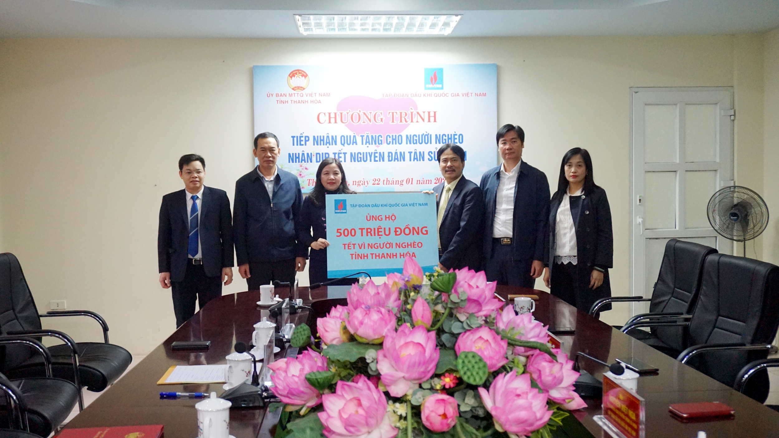 Petrovietnam chung tay chăm lo Tết vì người nghèo tại Thanh Hóa