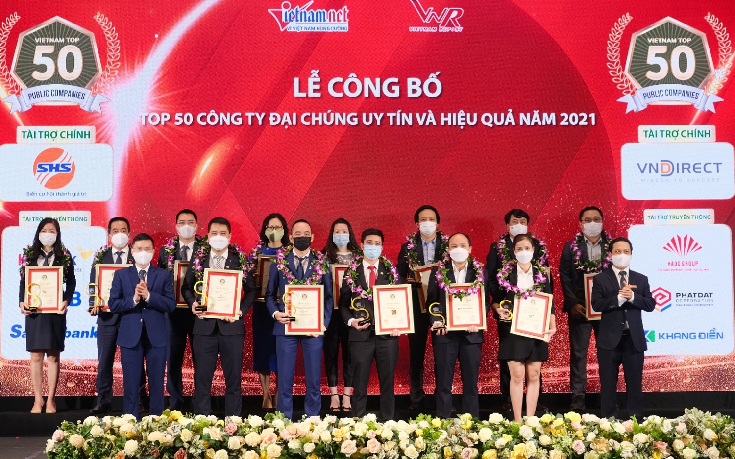 Vietcombank tiếp tục dẫn đầu bảng xếp hạng Top 10 ngân hàng thương mại uy tín năm 2021