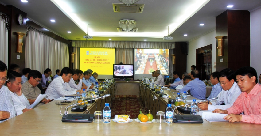 nhieu hoat dong cham lo doi song can bo huu tri nganh dau khi