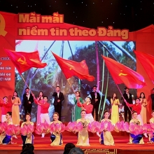Đặc sắc chương trình "Mãi mãi niềm tin theo Đảng"