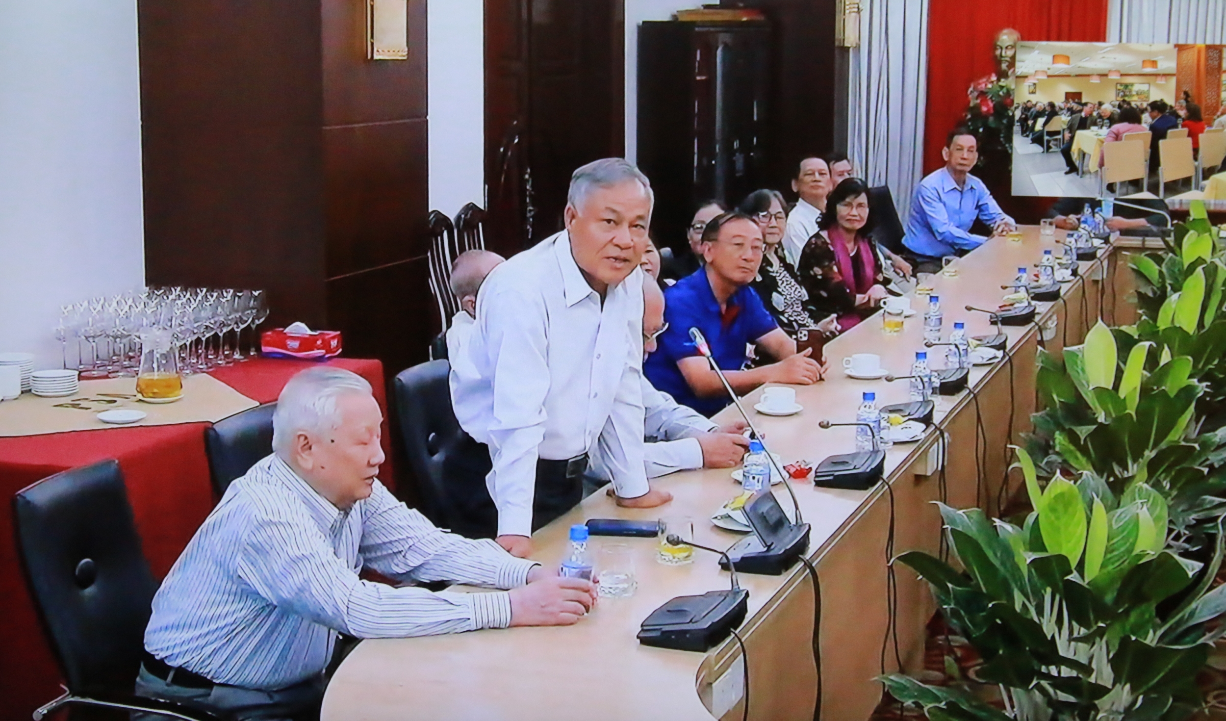 Lãnh đạo Petrovietnam gặp mặt, tri ân cán bộ hưu trí Cơ quan Tập đoàn