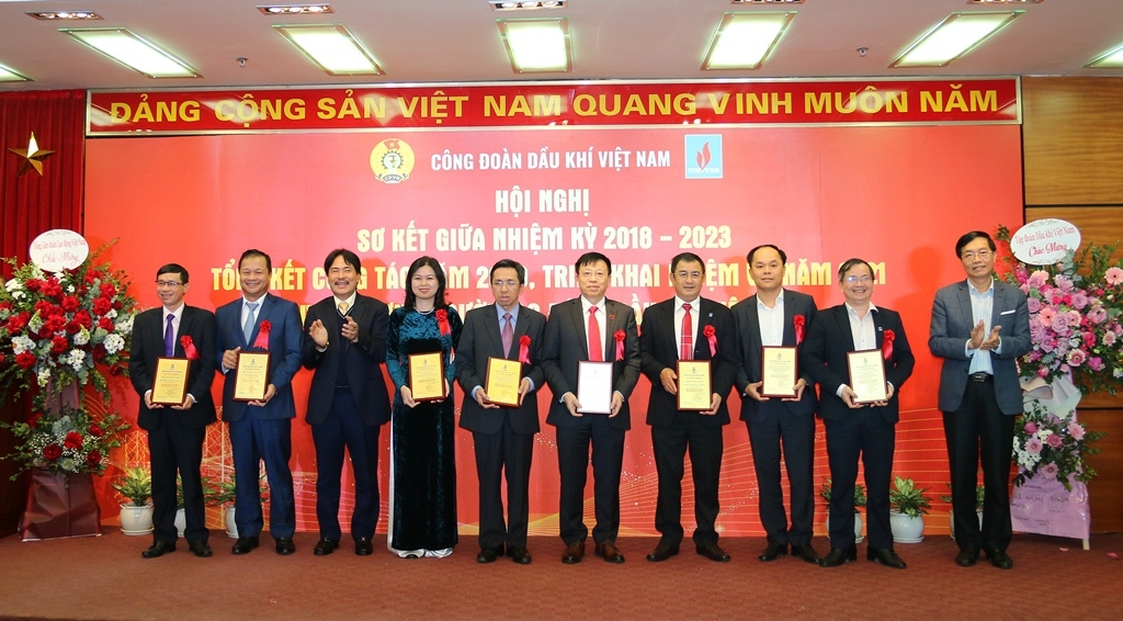 CĐ DKVN bản lĩnh, đoàn kết, sáng tạo vì sự phát triển bền vững của Petrovietnam