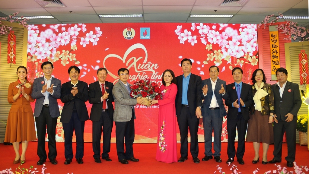 Ấm áp “Xuân nghĩa tình Dầu khí - Kết nối yêu thương” năm 2021