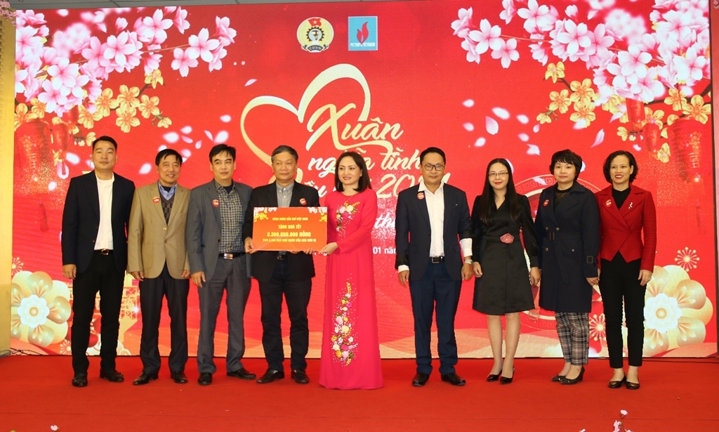 Ấm áp “Xuân nghĩa tình Dầu khí - Kết nối yêu thương” năm 2021