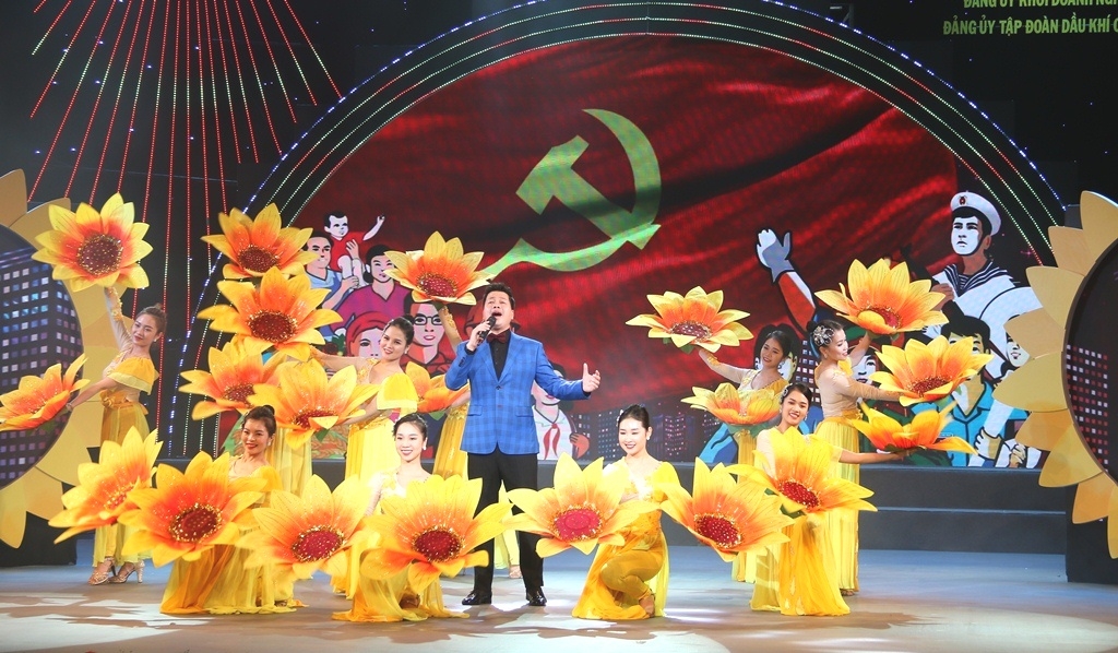Petrovietnam đồng hành cùng chương trình nghệ thuật “Mãi mãi niềm tin theo Đảng”