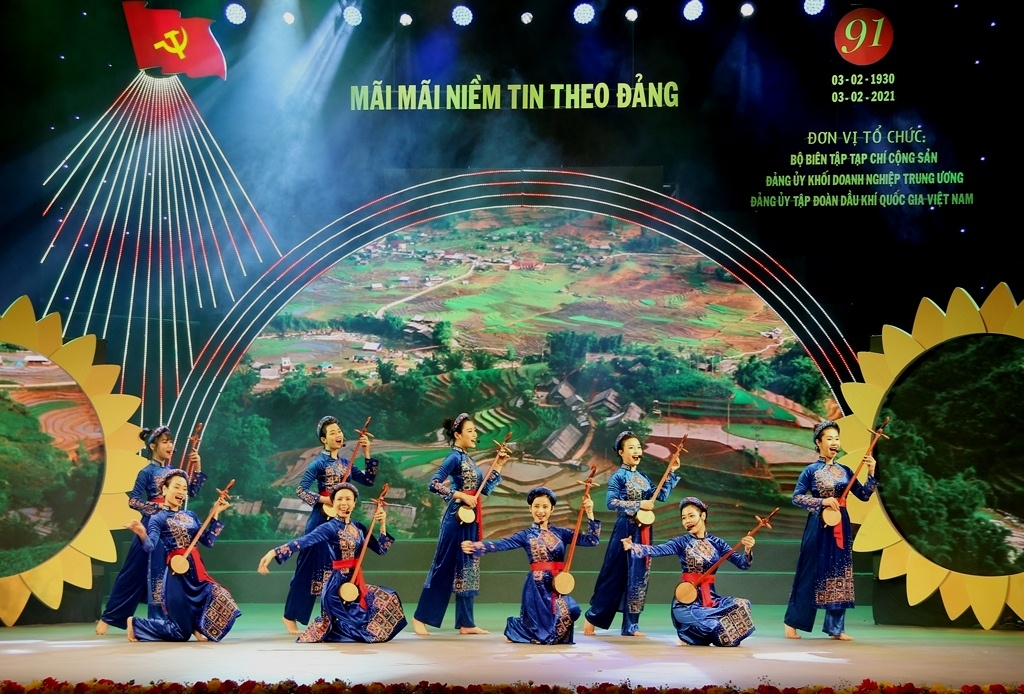 Petrovietnam đồng hành cùng chương trình nghệ thuật “Mãi mãi niềm tin theo Đảng”