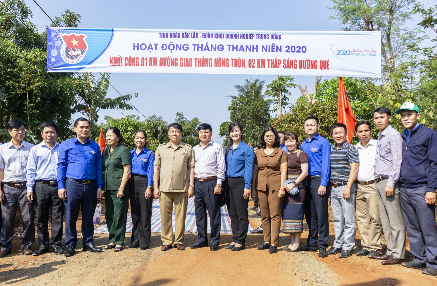 tuoi tre khoi dntw soi noi hoat dong thang thanh nien 2020