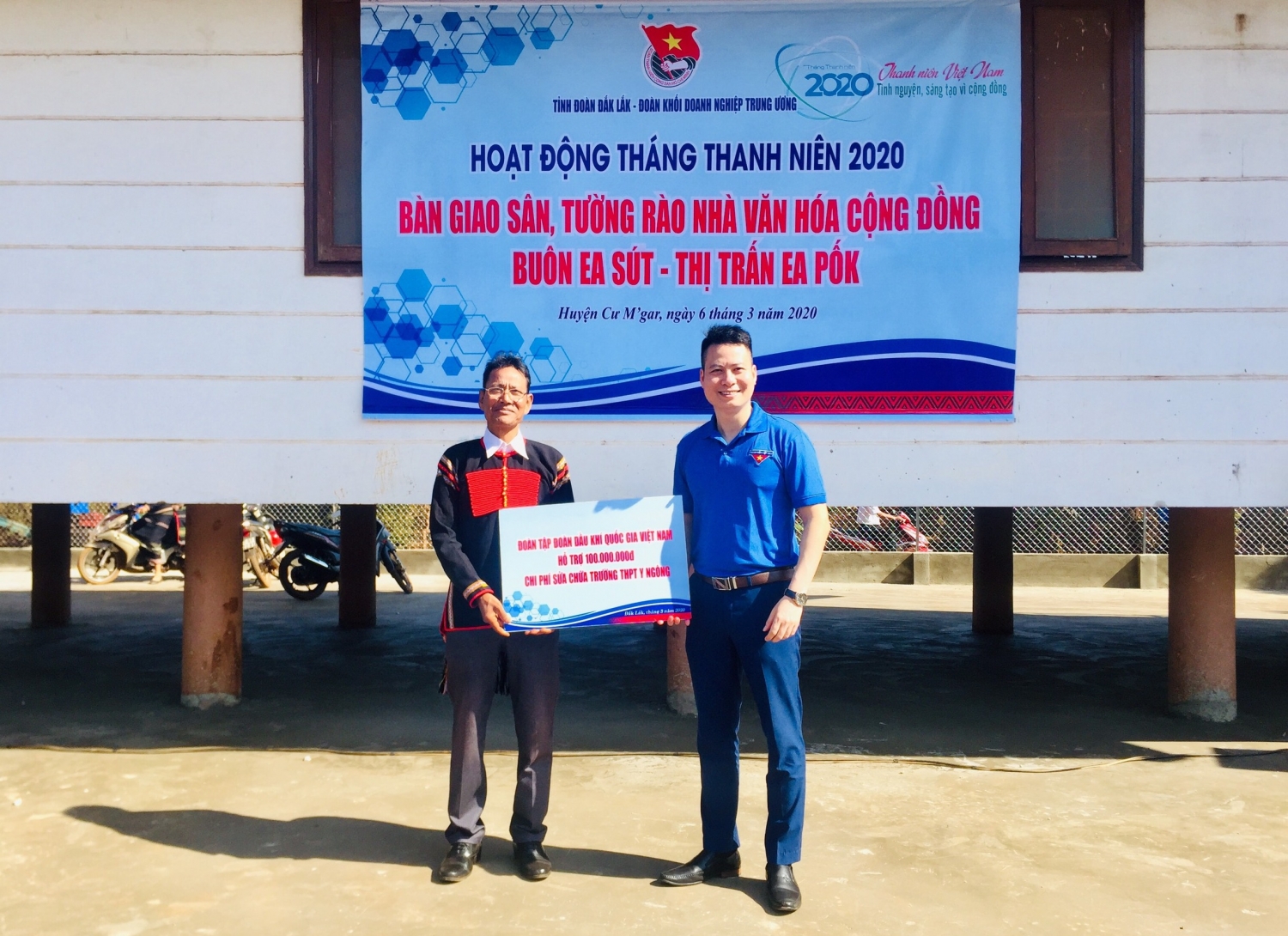 tuoi tre khoi dntw soi noi hoat dong thang thanh nien 2020