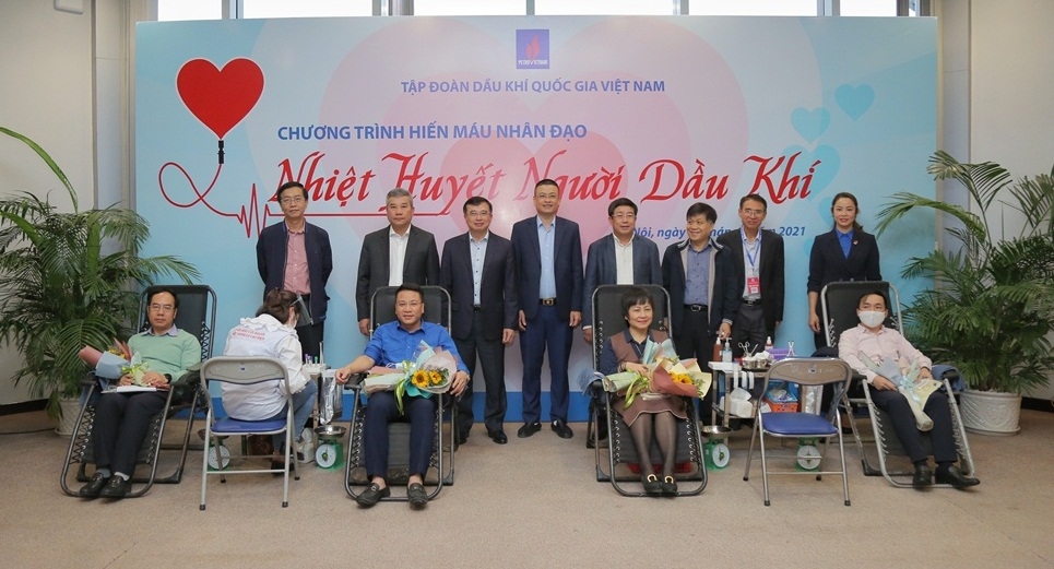 Chủ tịch HĐTV Petrovietnam Hoàng Quốc Vượng kêu gọi toàn thể người lao động Dầu khí tham gia hiến máu