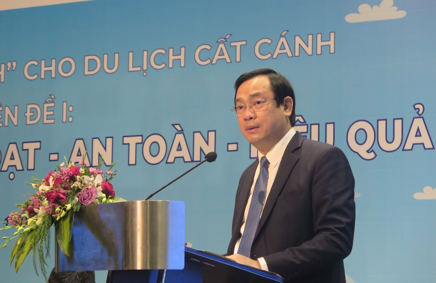 Ngành Du lịch cần tận dụng mọi cơ hội để phục hồi và phát triển trong bối cảnh mới Ngành Du lịch cần tận dụng mọi cơ hội để phục hồi và phát triển trong bối cảnh mới