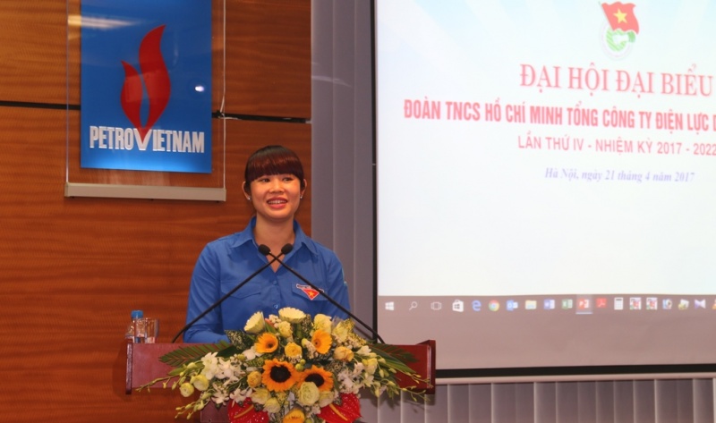 tuoi tre pv power xung kich sang tao thap sang tuong lai