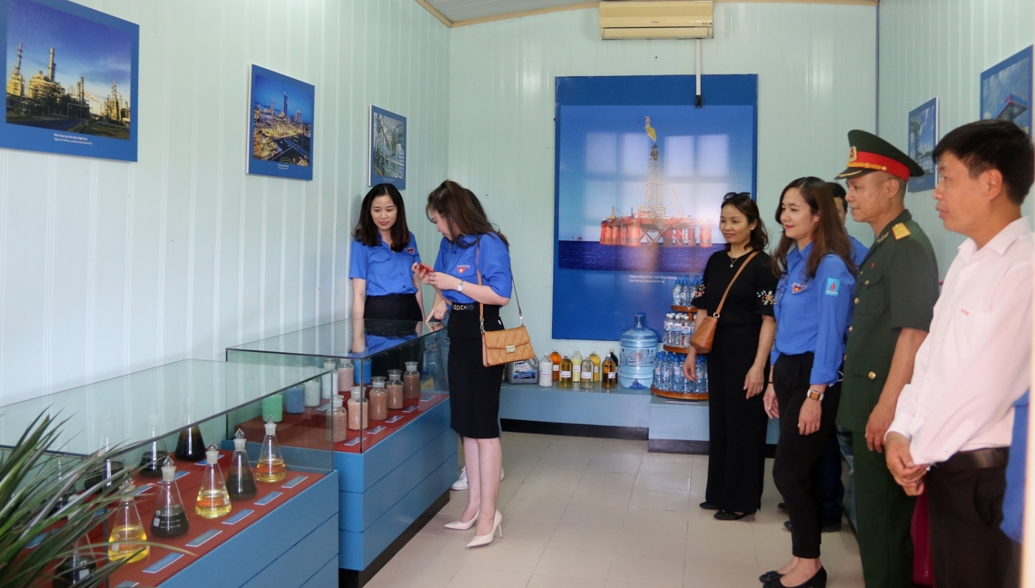 Tuổi trẻ PETROCONs tổ chức về nguồn giáo dục truyền thống lịch sử tại Thái Bình