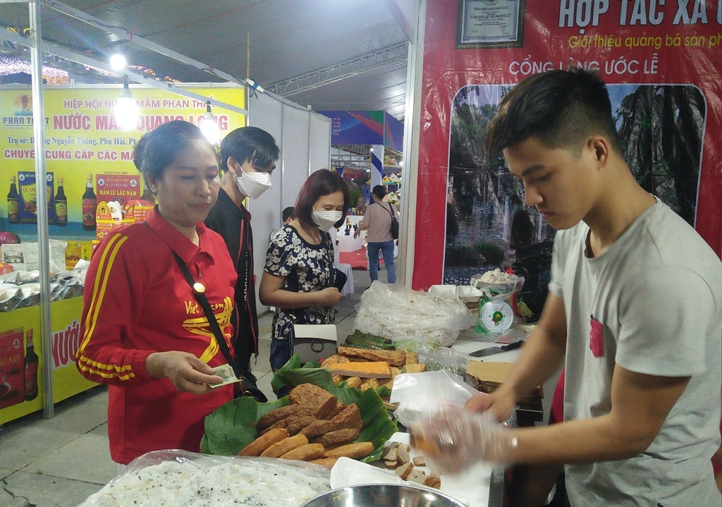 Hà Nội kết nối sản xuất và tiêu dùng bền vững sản phẩm làng nghề truyền thống