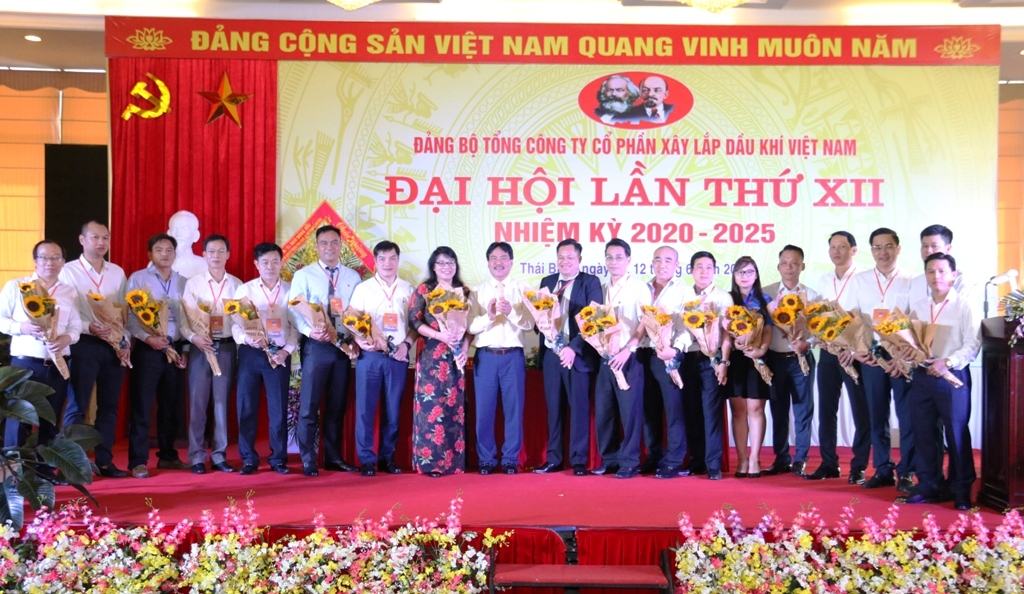 phat huy tri tue trach nhiem dua pvc vuot qua kho khan on dinh va tung buoc phat trien