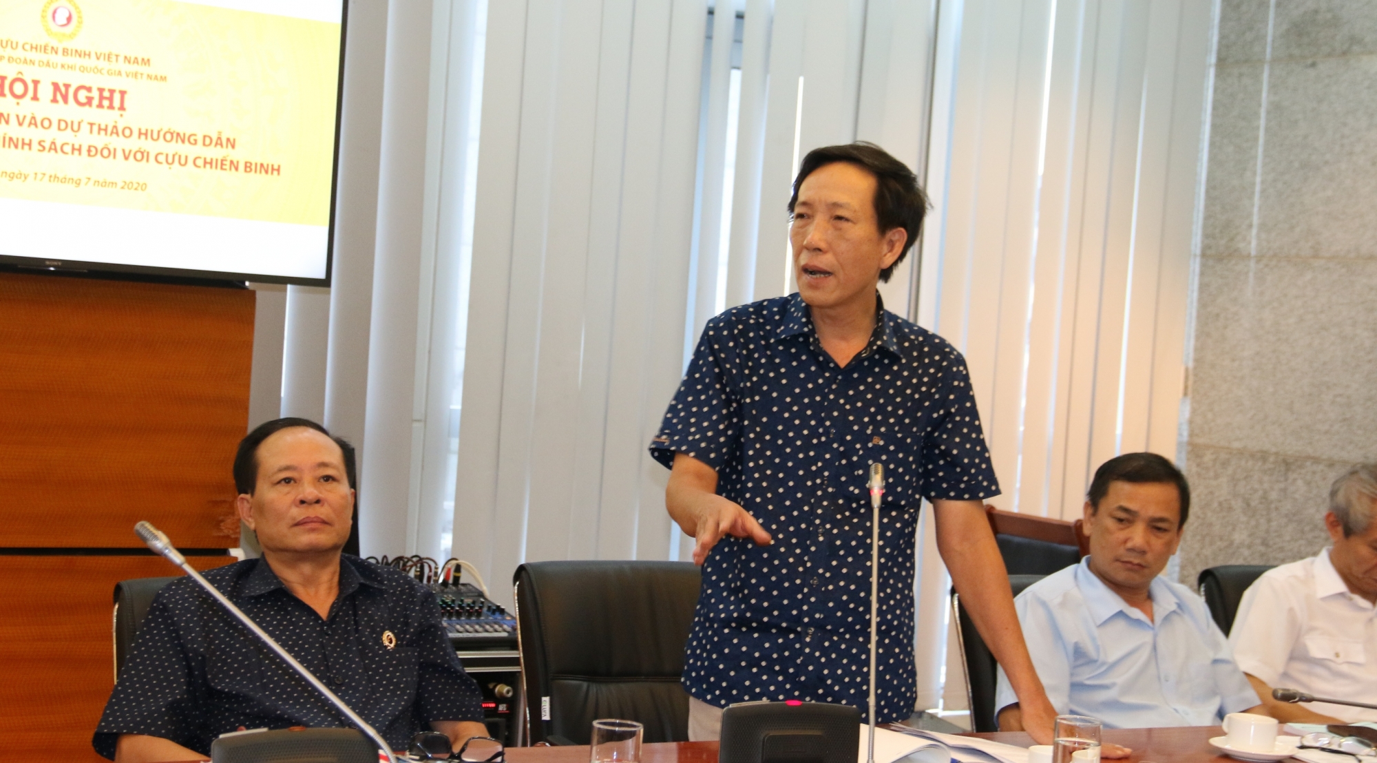 Hội CCB Tập đoàn tích cực đóng góp ý kiến vào dự thảo hướng dẫn thực hiện chế độ, chính sách đối với Cựu chiến binh hoi ccb tap doan tich cuc dong gop y kien vao du thao huong dan thuc hien che do chinh sach doi voi cuu chien binh