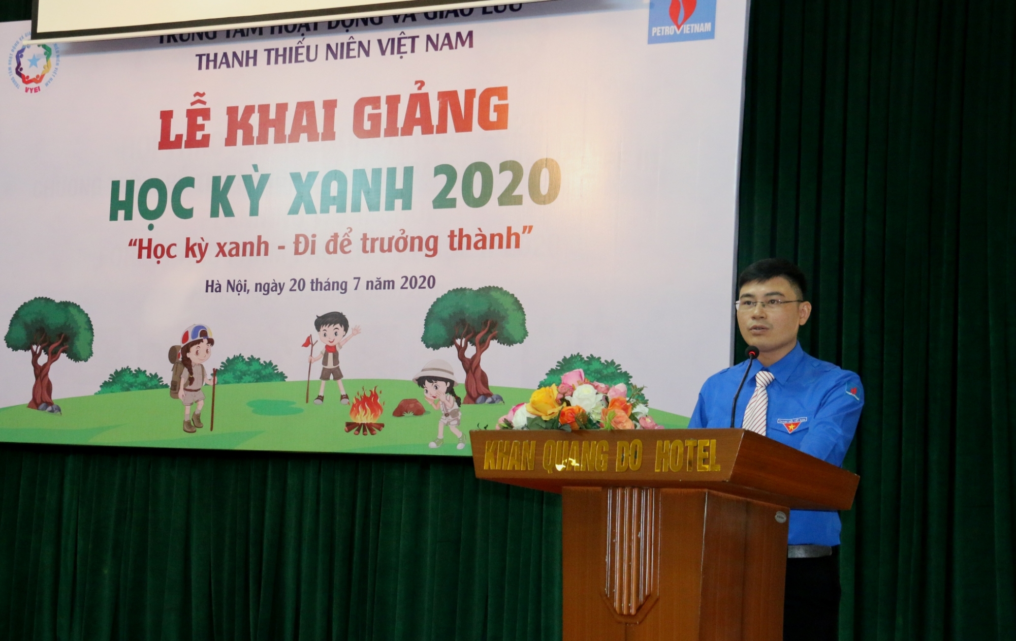 doan thanh nien co quan tap doan to chuc le khai giang hoc ky xanh 2020