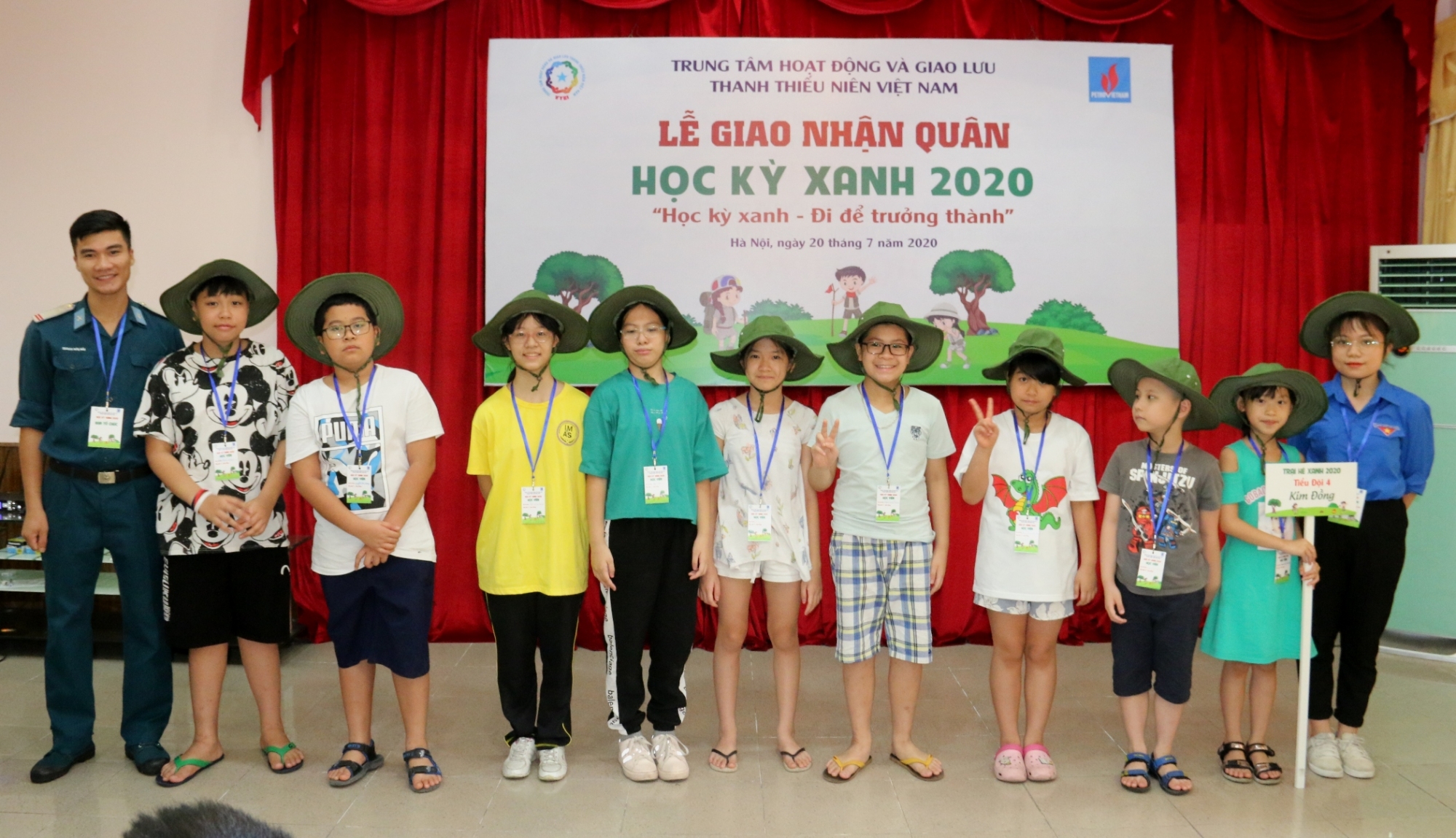 doan thanh nien co quan tap doan to chuc le khai giang hoc ky xanh 2020