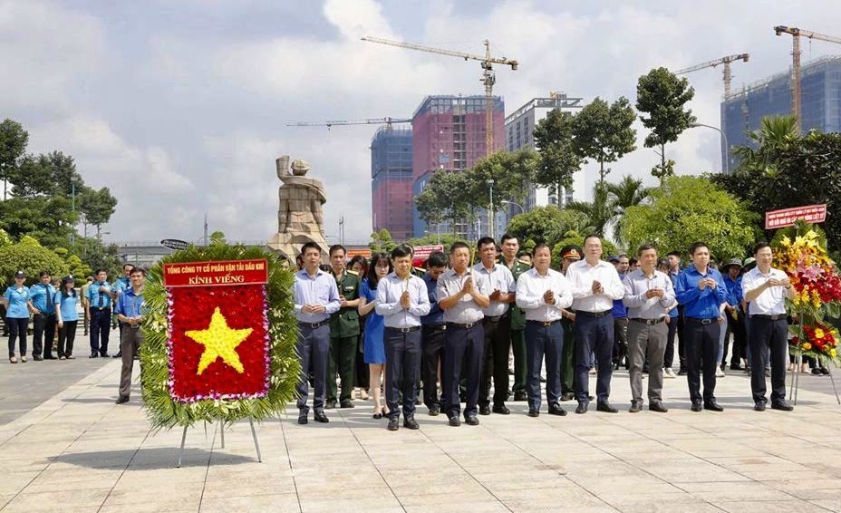 tuoi tre pvn to chuc nhieu hoat dong tri an ngay thuong binh liet si