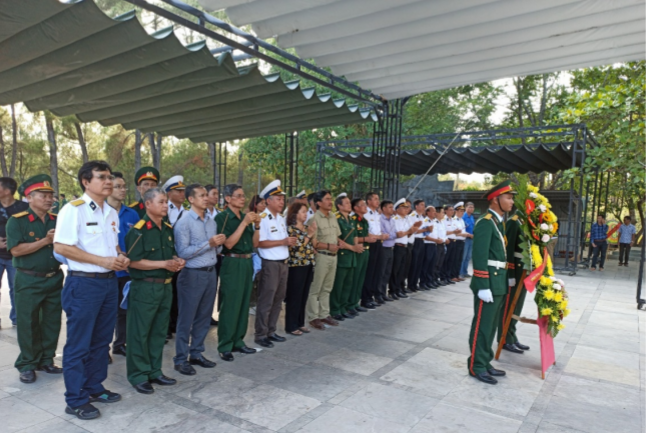 hoi ccb ptsc to chuc hanh trinh ve nguon tai quang tri va tri an nhan ngay thuong binh liet si