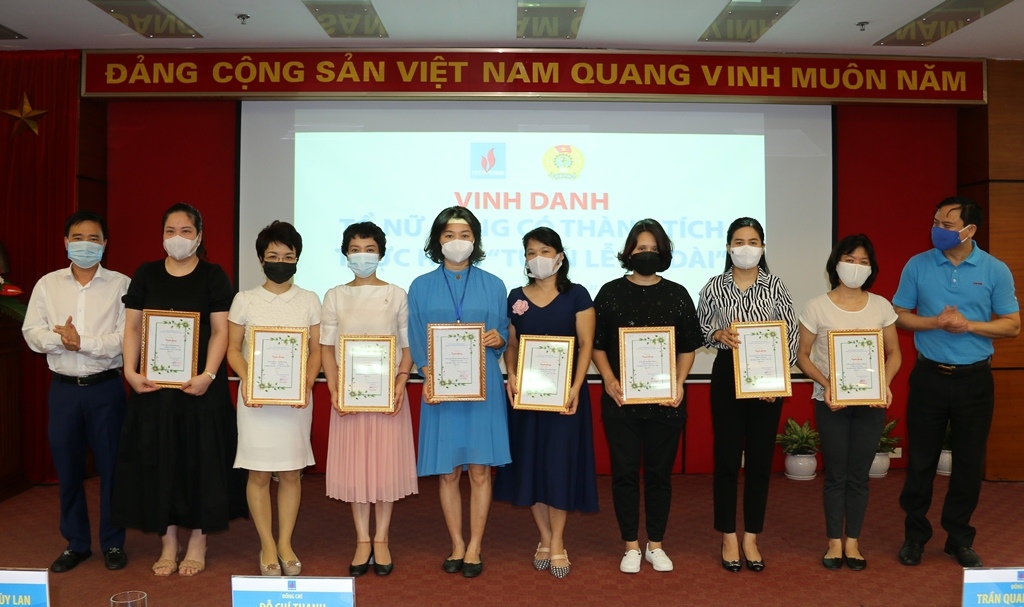 Công đoàn Cơ quan Tập đoàn sơ kết hoạt động 6 tháng đầu năm 2021
