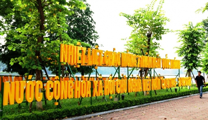 thu do ha noi ruc ro co hoa mung quoc khanh 473001