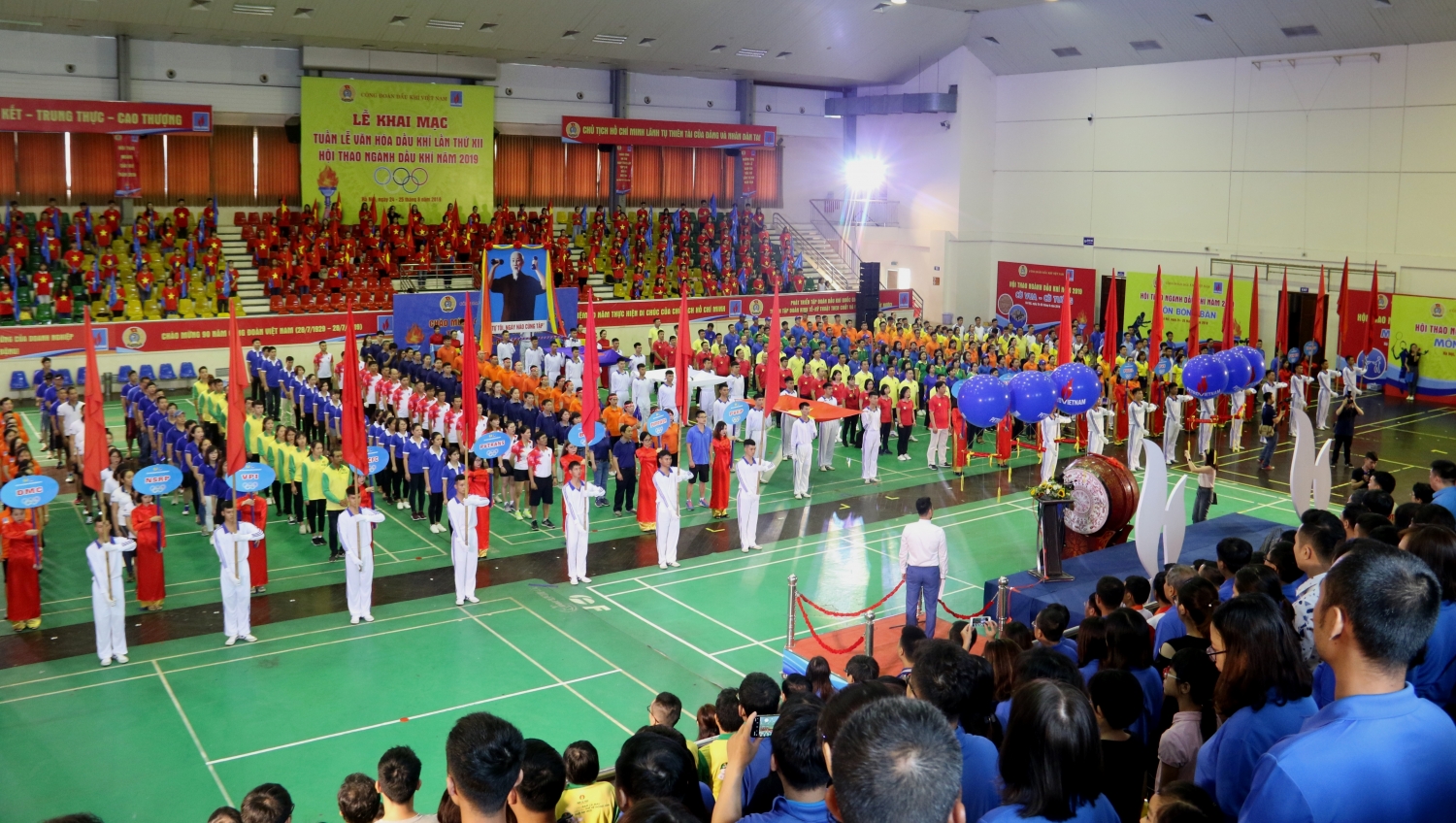 khai mac tuan le van hoa dau khi lan thu xii