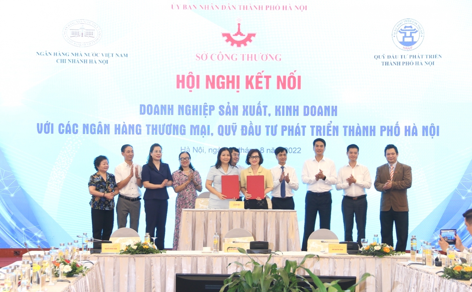 Hà Nội: Tăng cường kết nối doanh nghiệp sản xuất, kinh doanh với các ngân hàng thương mại