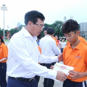 Tuyên dương, khen thưởng con CBCNV đạt thành tích cao trong kỳ thi học sinh giỏi quốc gia, quốc tế năm học 2021 - 2022