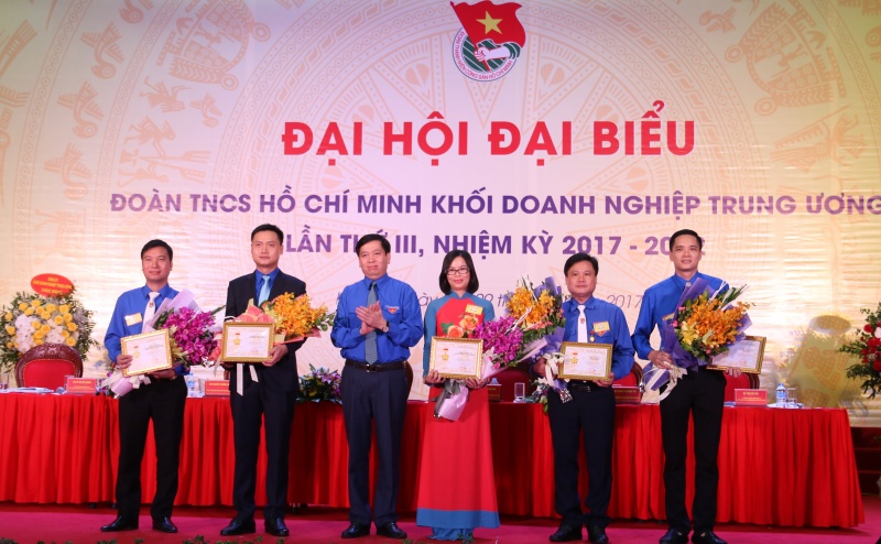 tuoi tre khoi doanh nghiep trung uong sang tao tien phong doan ket phat trien
