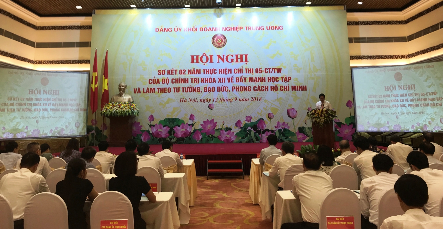 dang uy khoi doanh nghiep trung uong to chuc so ket 2 nam thuc hien chi thi 05