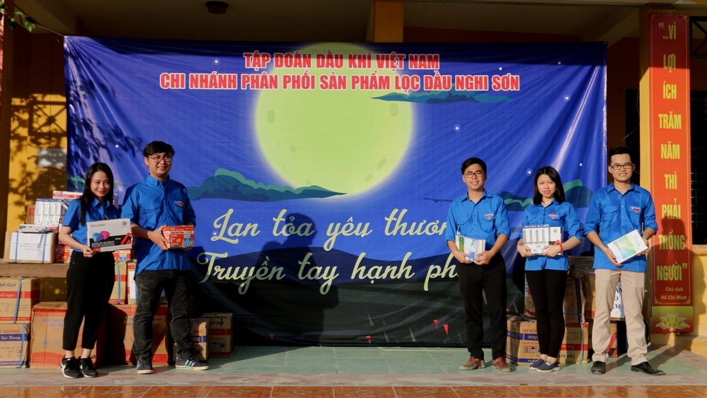 pvndb chia se kho khan voi vung lu muong lat