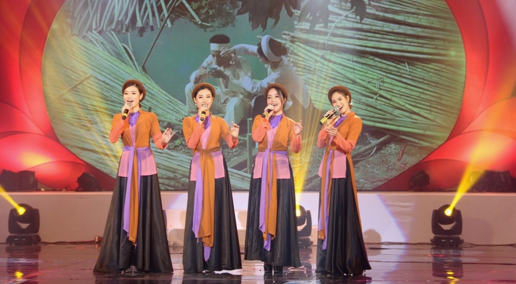 dac sac chuong trinh nghe thuat huyen thoai me