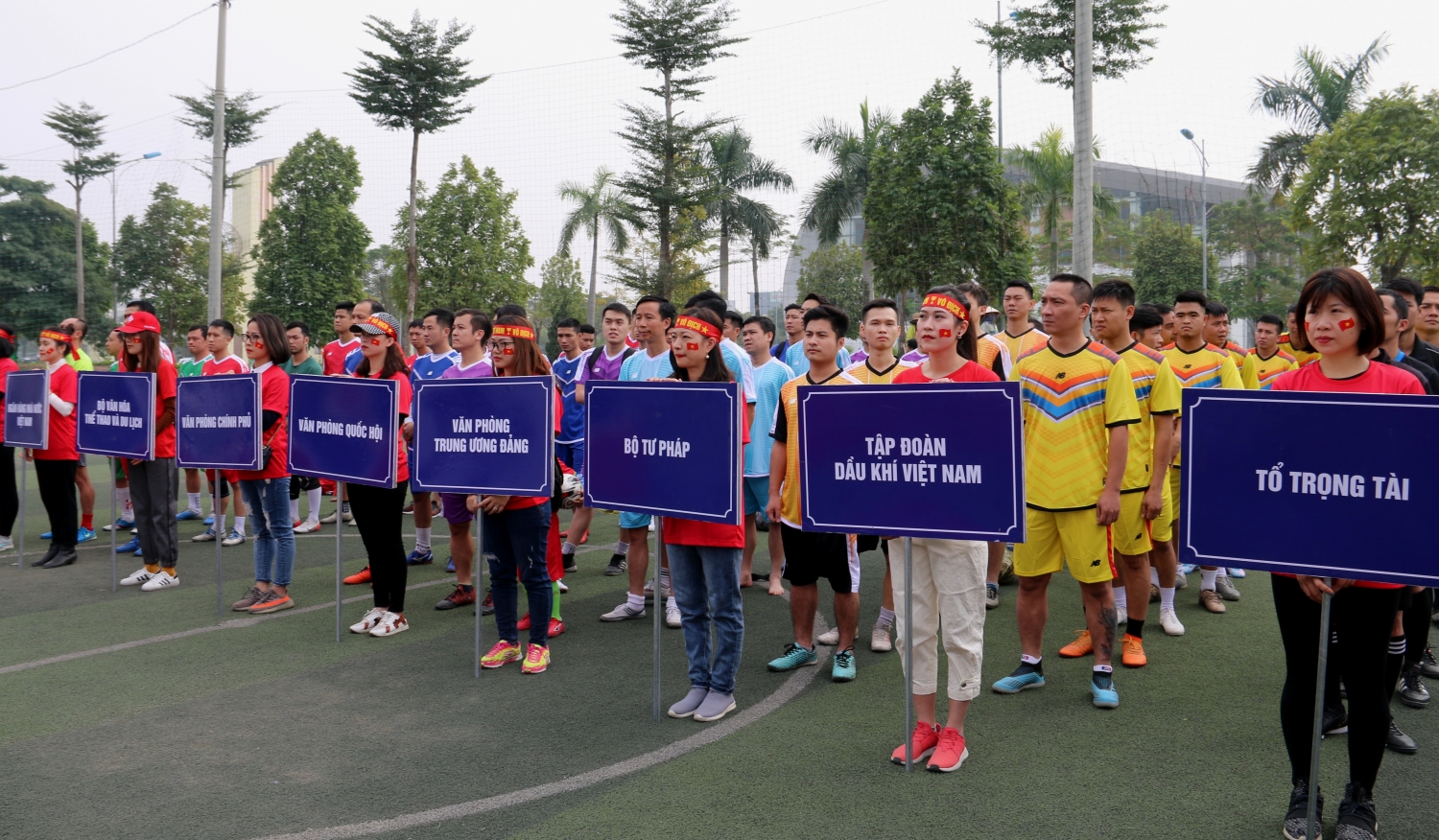 doi bong da pvn tham gia cup bao dai bieu nhan dan nam 2019