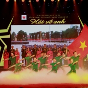 Sâu lắng chương trình nghệ thuật “Hát mãi khúc quân hành”
