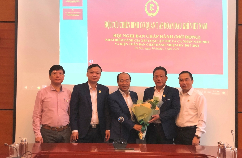 Hội nghị kiểm điểm tập thể, cá nhân Ban Chấp hành Hội CCB Cơ quan Tập đoàn năm 2021
