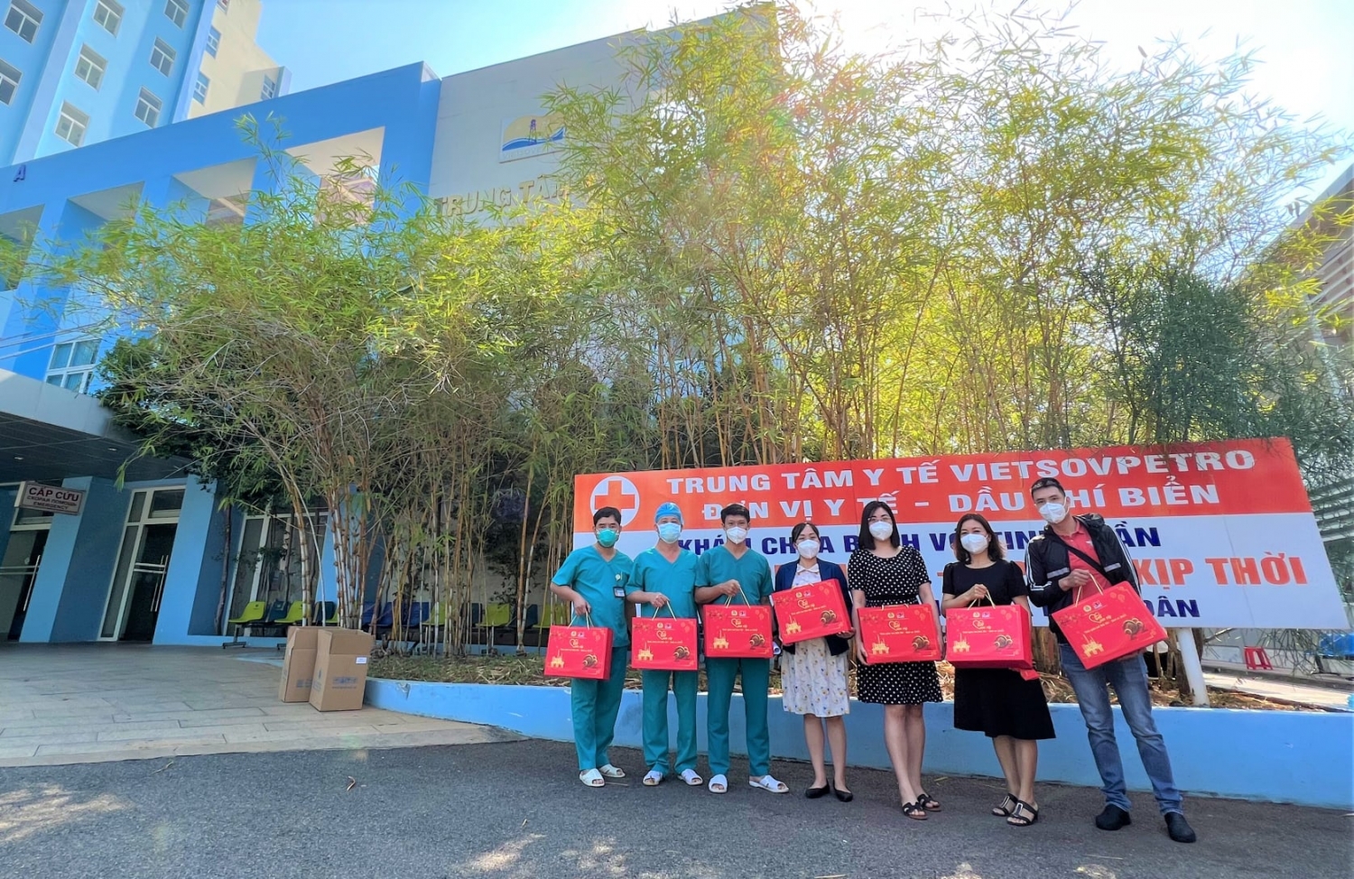 Vietsovpetro: “Tết sum vầy – Xuân nghĩa tình Dầu khí – Bình an”