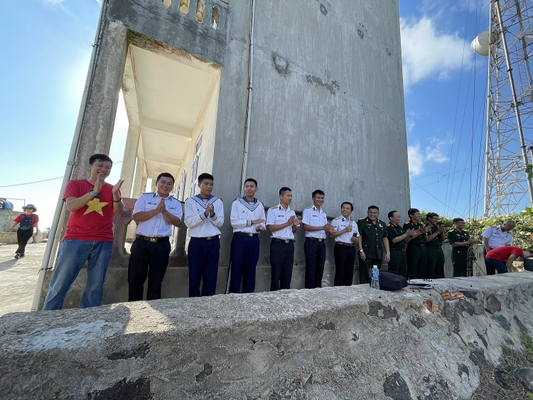 Vietsovpetro: Hành trình “Vì biển đảo quê hương năm 2021”