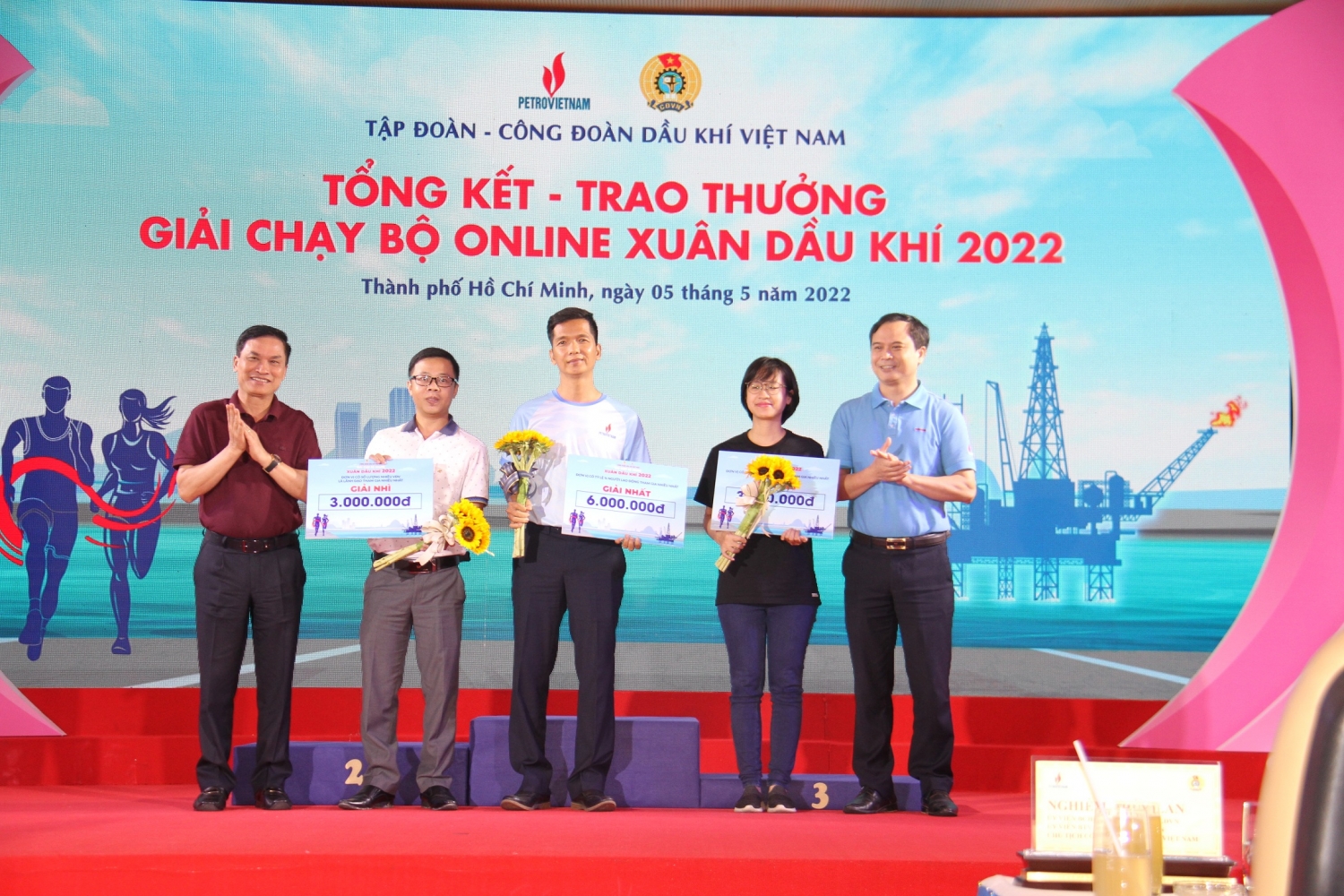 CĐ DKVN gặp mặt Người lao động Dầu khí tiêu biểu và Tổng kết, trao thưởng Giải chạy bộ online “Xuân Dầu khí 2022”