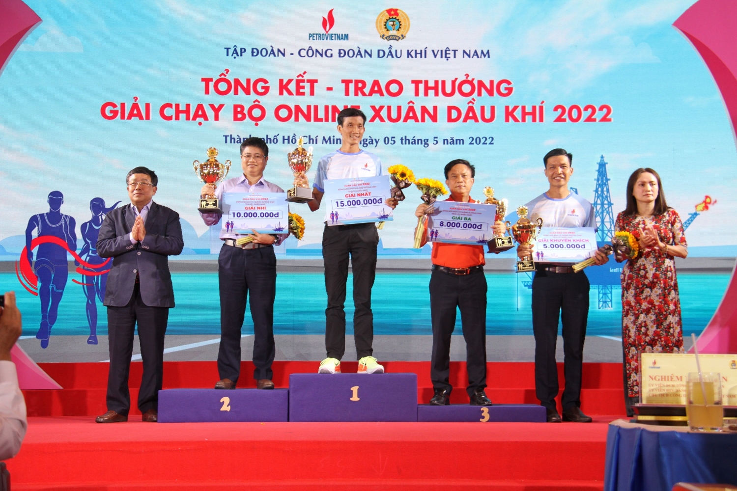 CĐ DKVN gặp mặt Người lao động Dầu khí tiêu biểu và Tổng kết, trao thưởng Giải chạy bộ online “Xuân Dầu khí 2022”