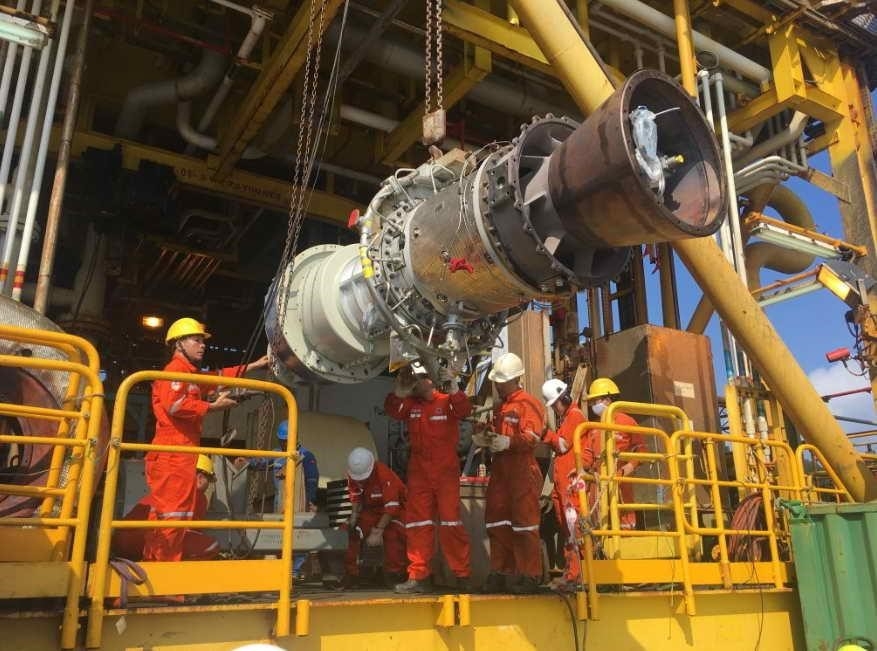 Thay Turbine của máy GTC-B trên Giàn nén khí mỏ Rồng