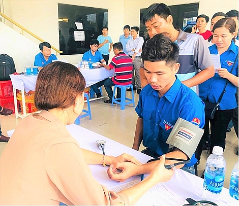 nguoi lao dong vietsovpetro huong ung chuong trinh hien mau nhan dao