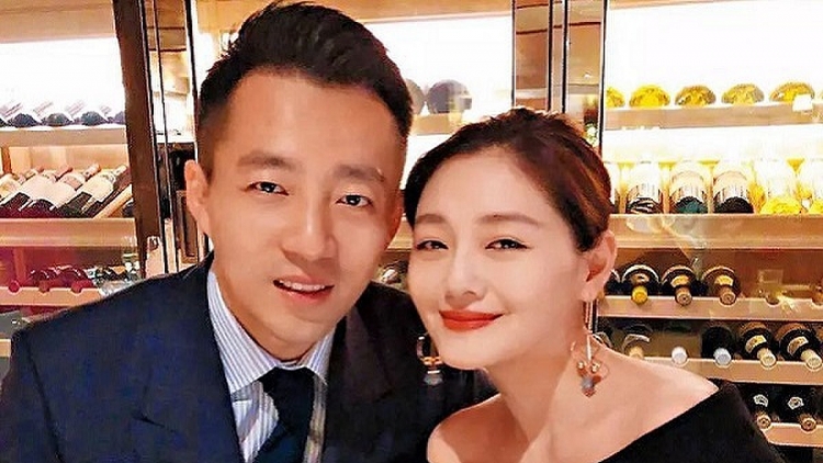 Chồng đại gia làm ăn thua lỗ, mỹ nhân 'Vườn Sao Băng' muốn ly hôn Chồng đại gia làm ăn thua lỗ, mỹ nhân 'Vườn Sao Băng' muốn ly hôn